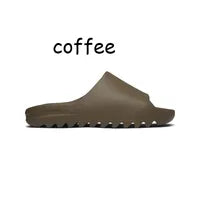YEEZY SLIDE