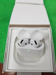 AIRPODS 4